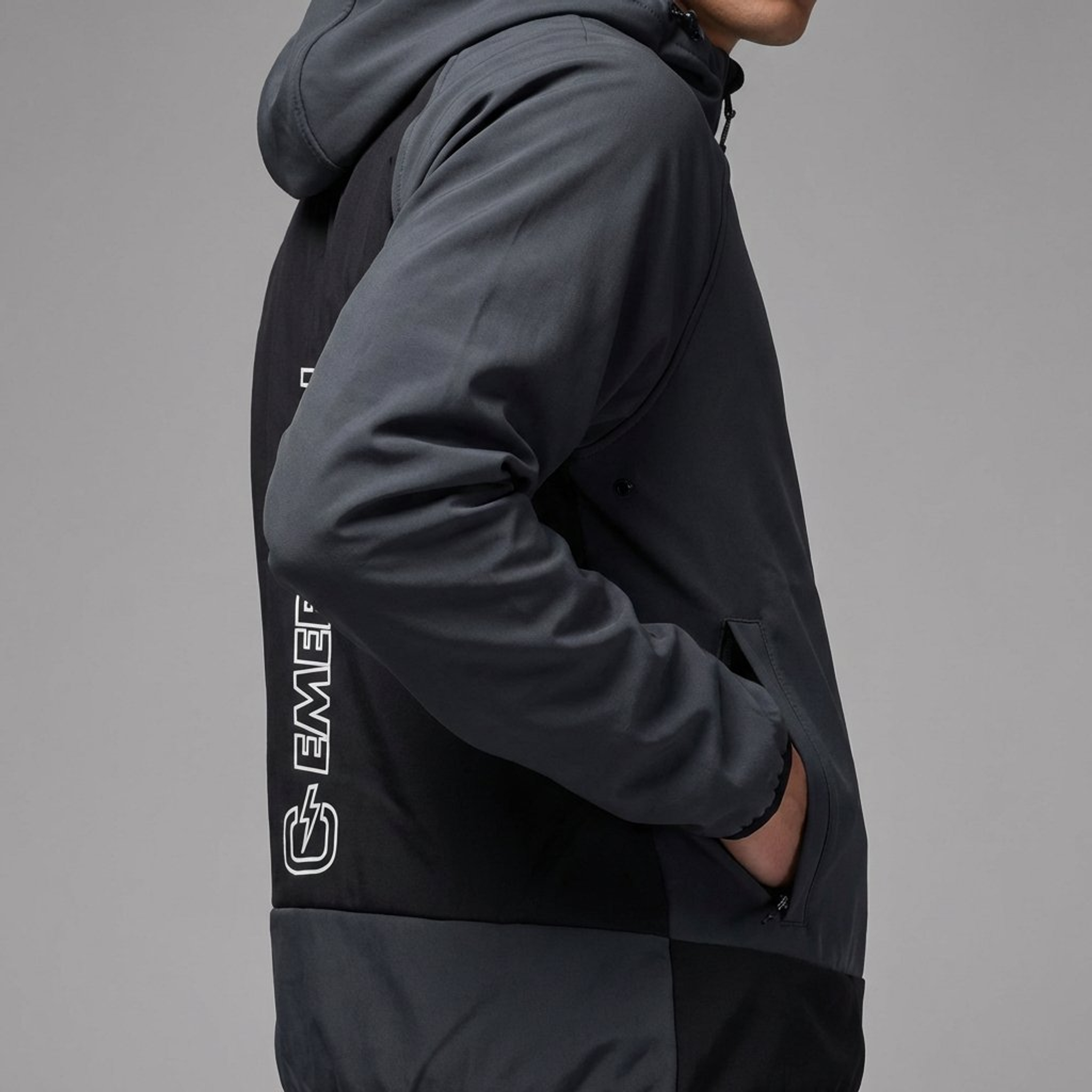 local_35074__color_black-dark-grey