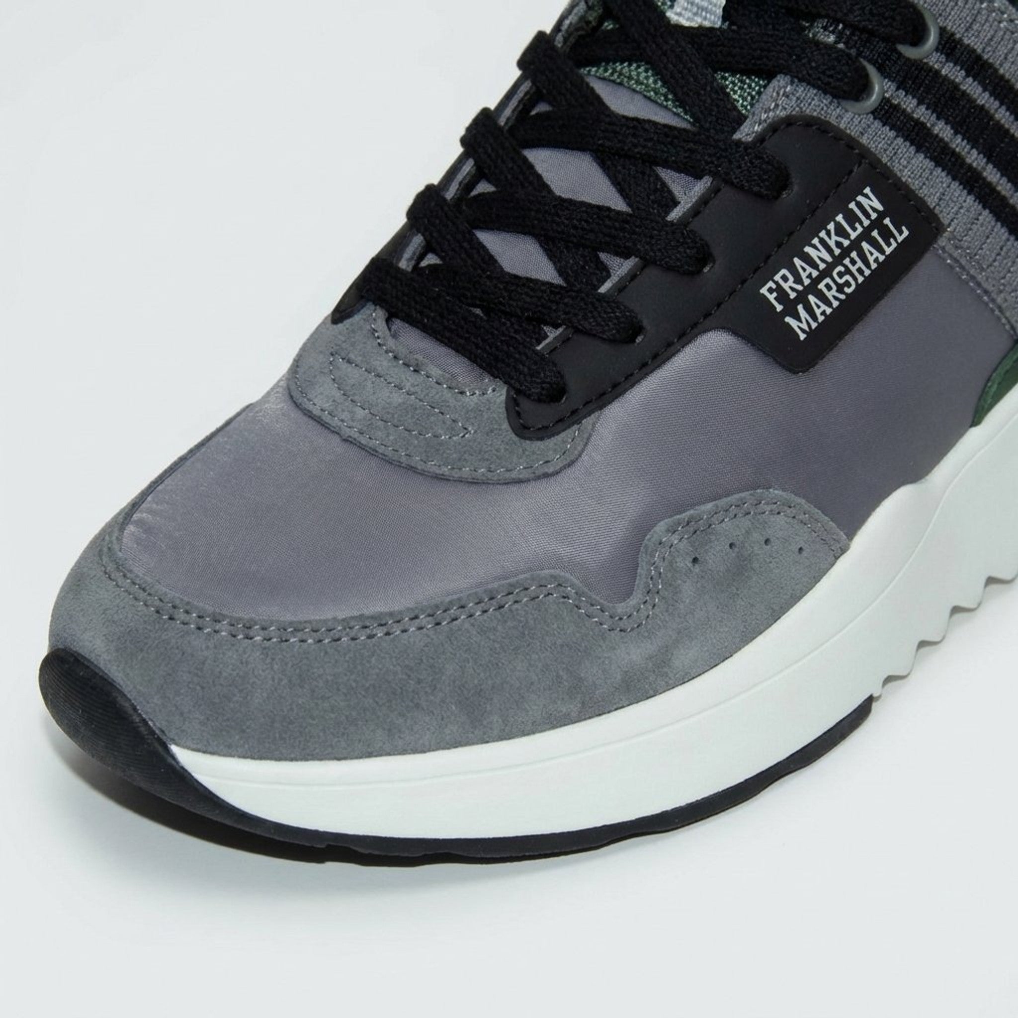 local_35547__color_black-gray-green