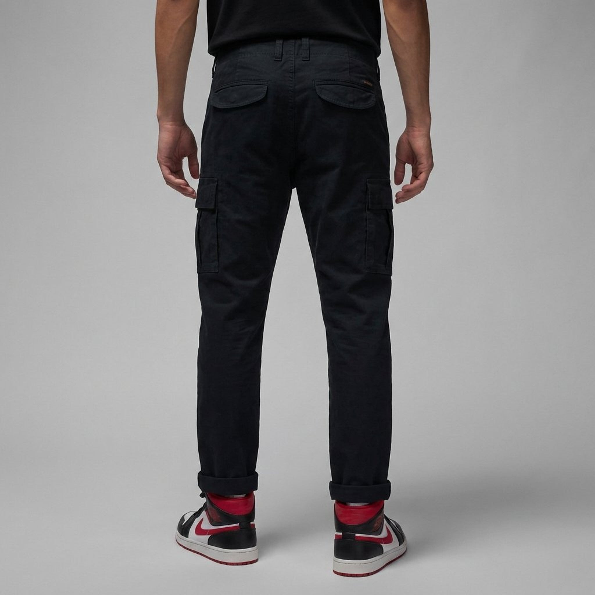 local_35560__color_black