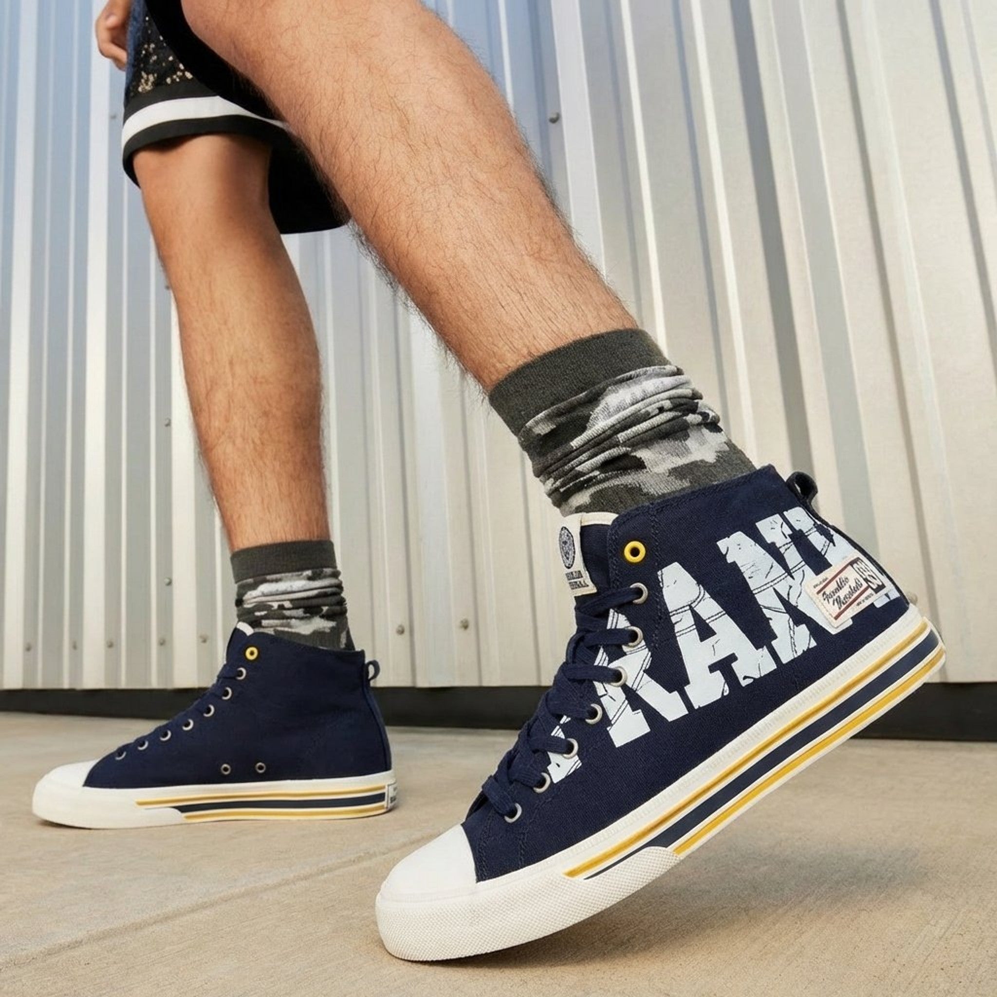 local_35593__color_navy-off-white