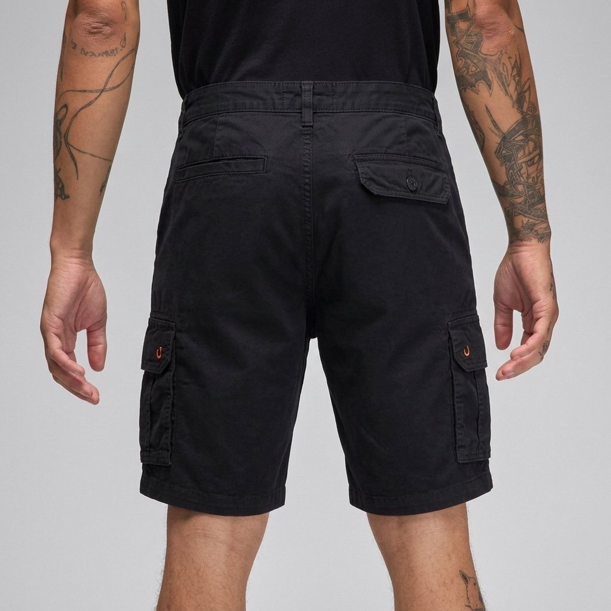 local_40650__color_black