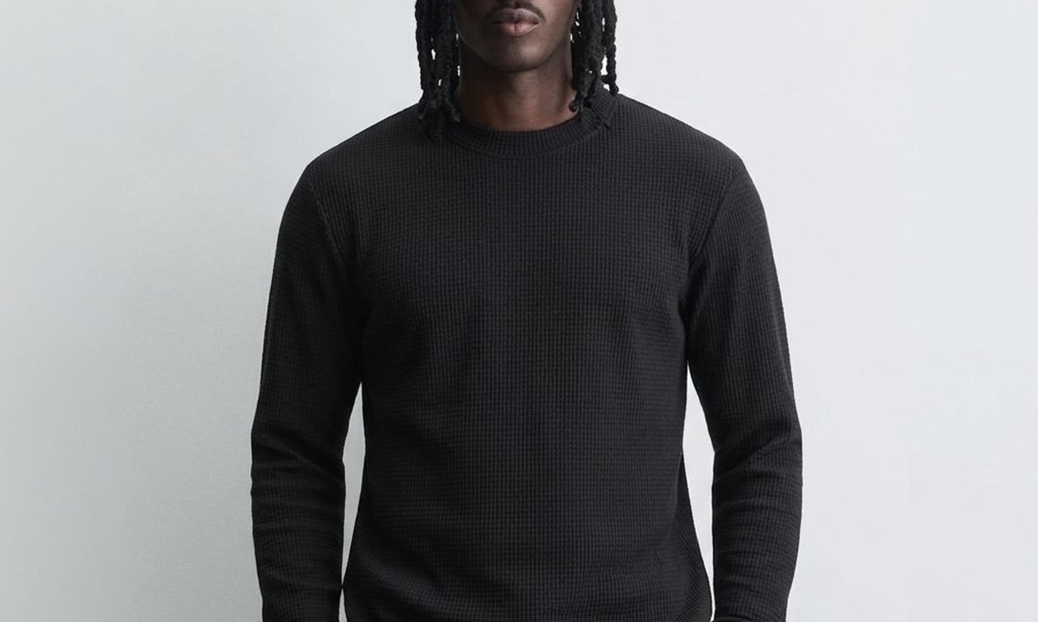 local_42085__color_black
