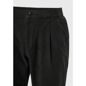 local_42596__color_black