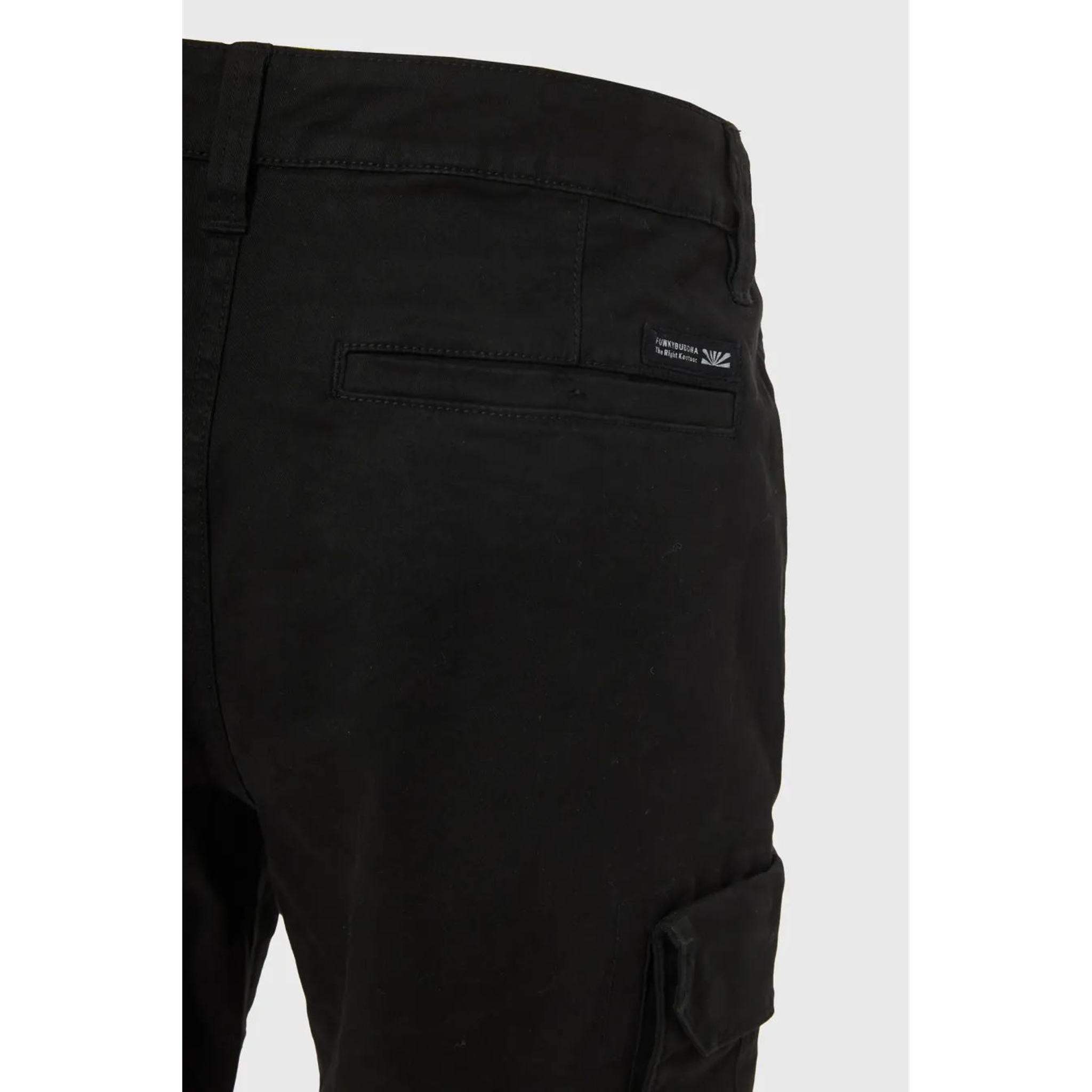 local_42680__color_black