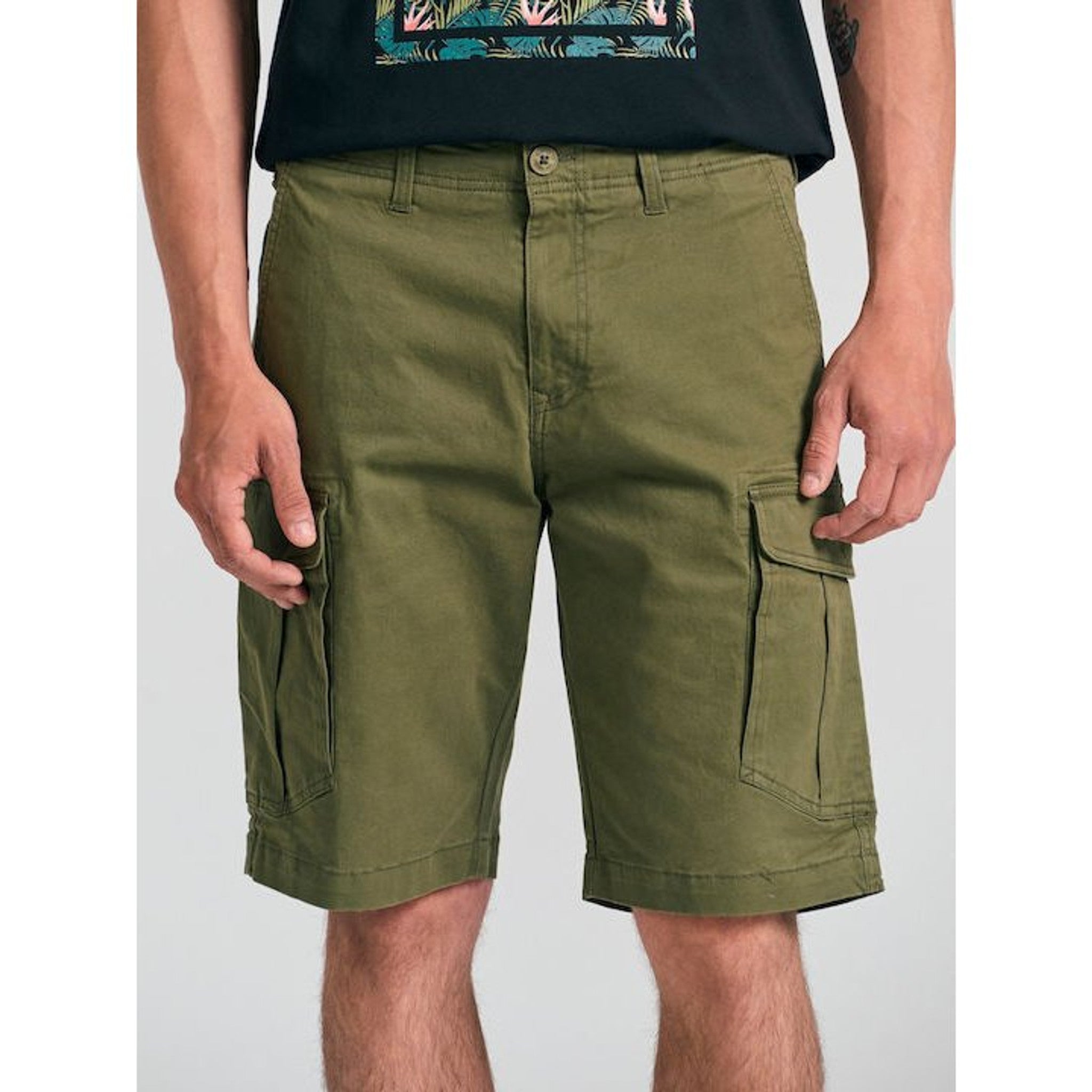local_39952__color_khaki