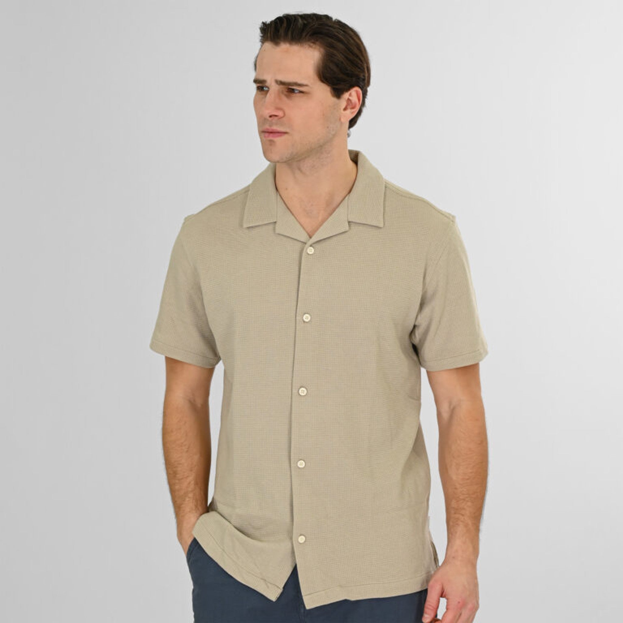 local_38971__color_beige