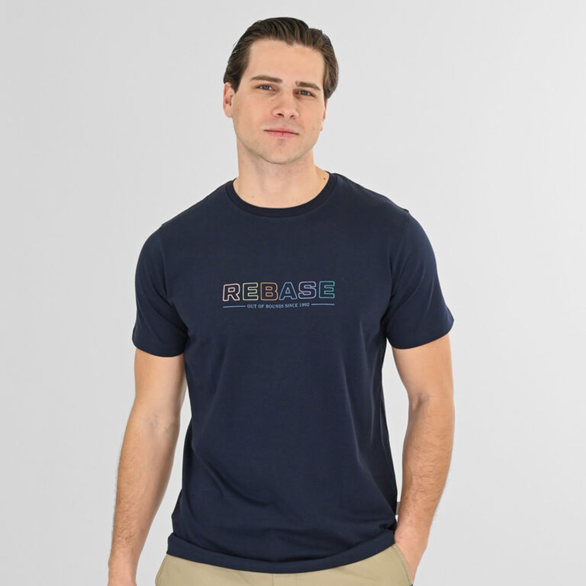 local_39002__color_navy