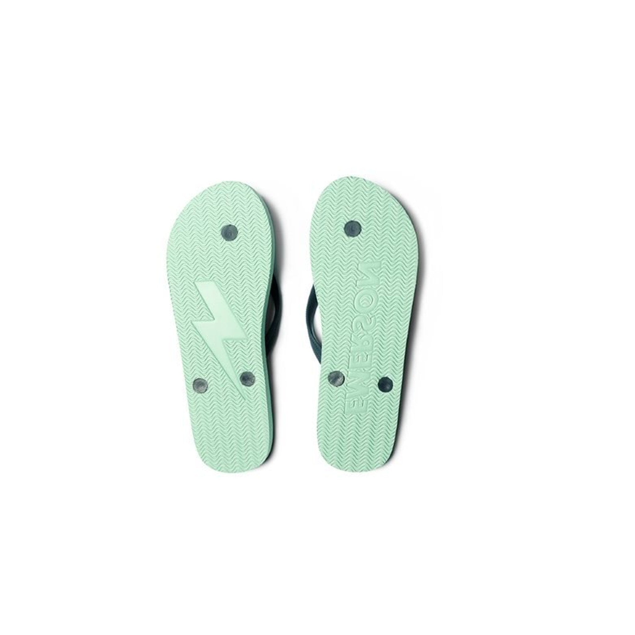 local_15292__color_mint-navy