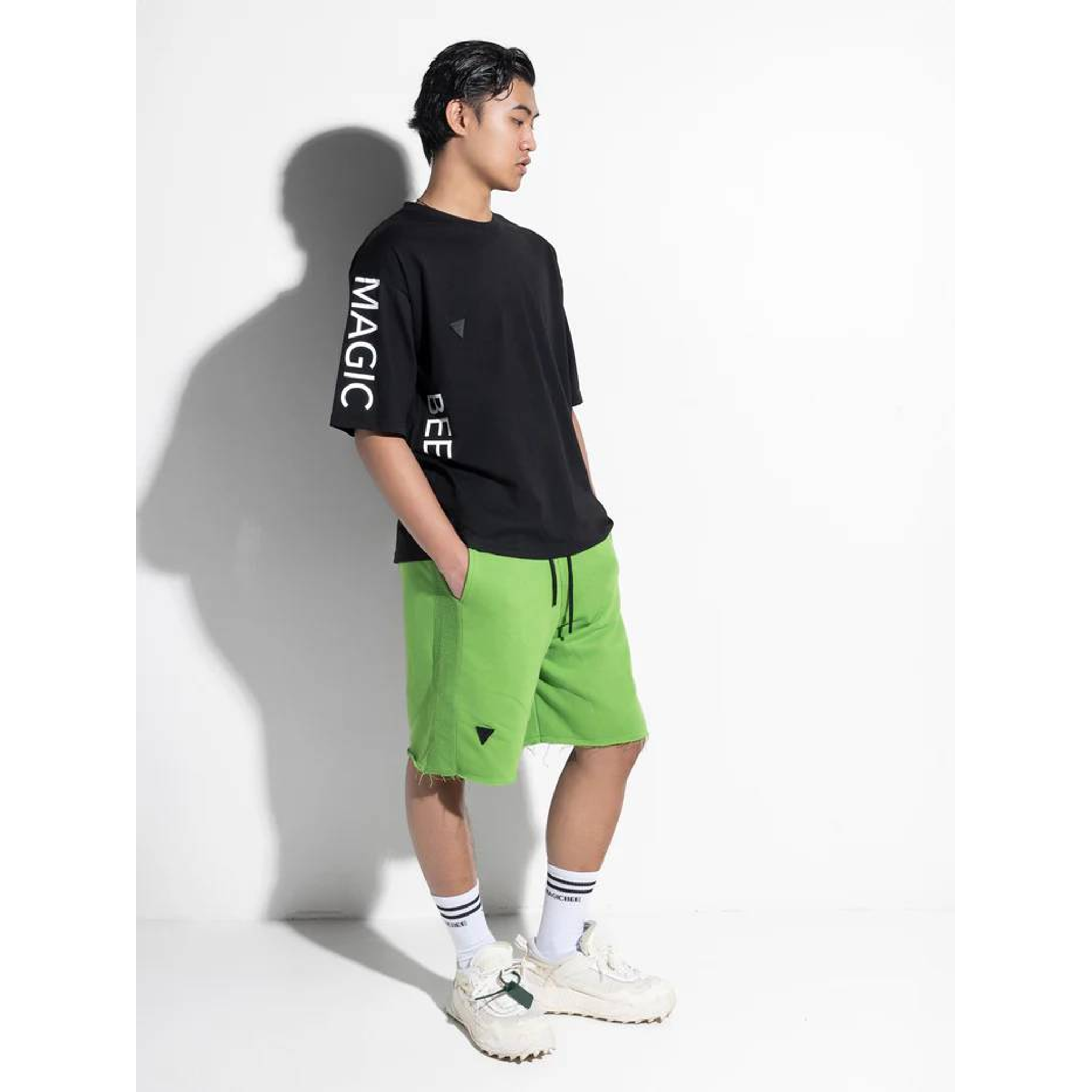 local_21133__color_black