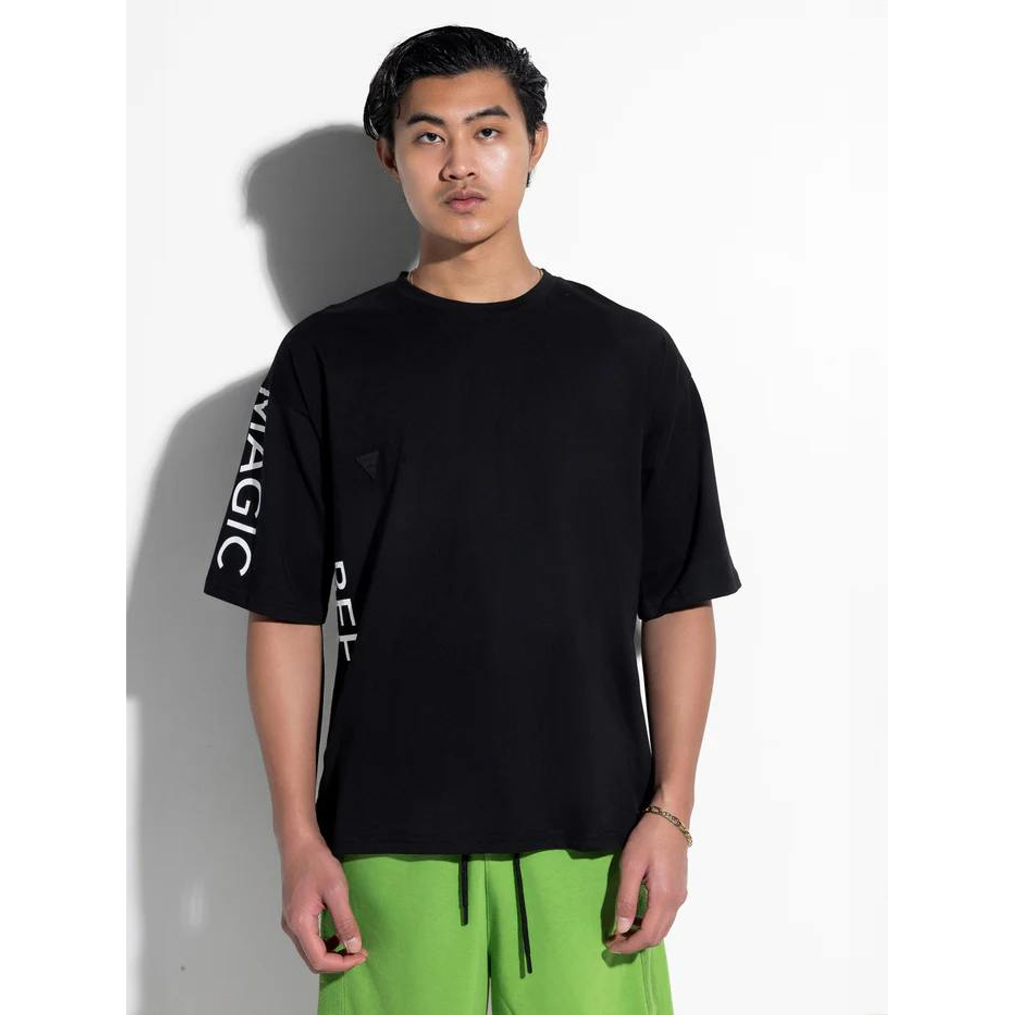local_21134__color_black