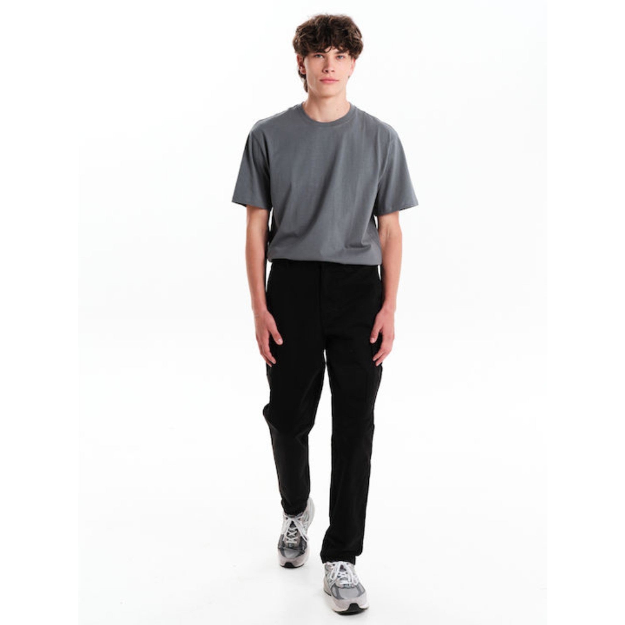 local_21692__color_black