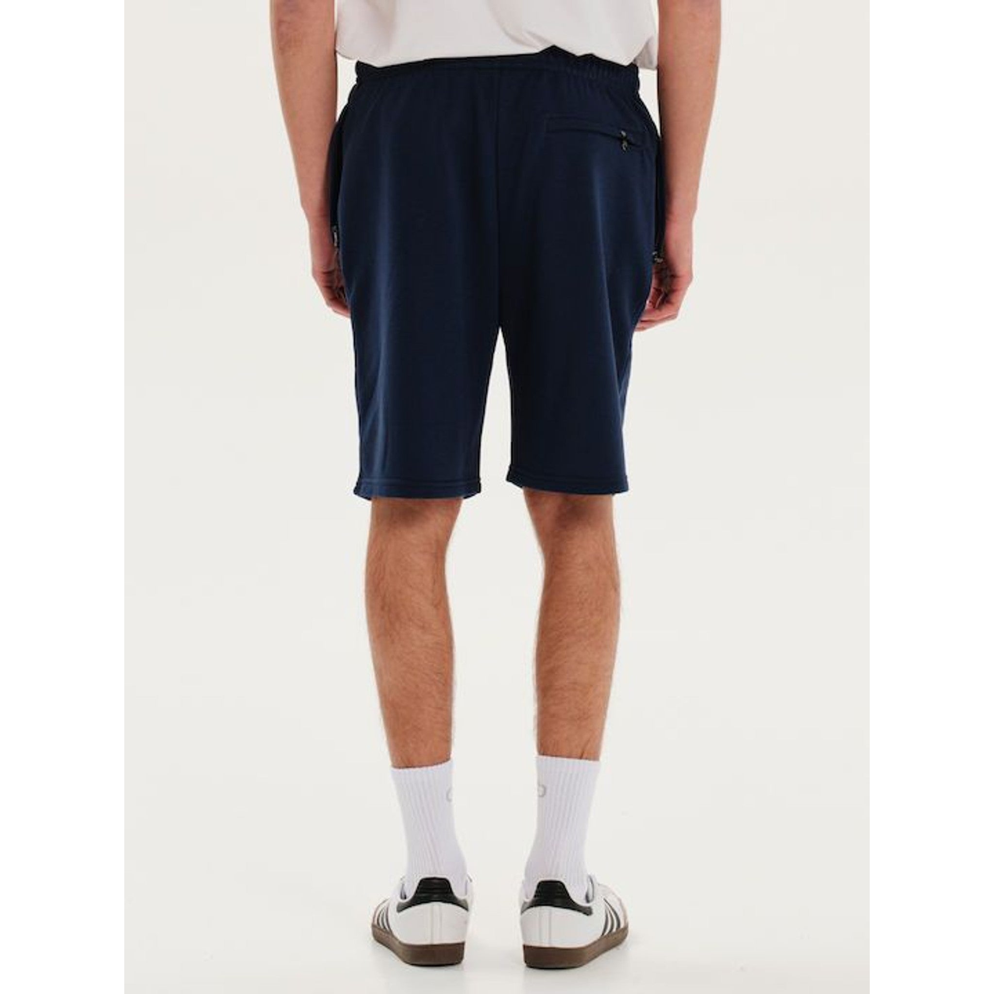 local_17854__color_dark-royal-blue