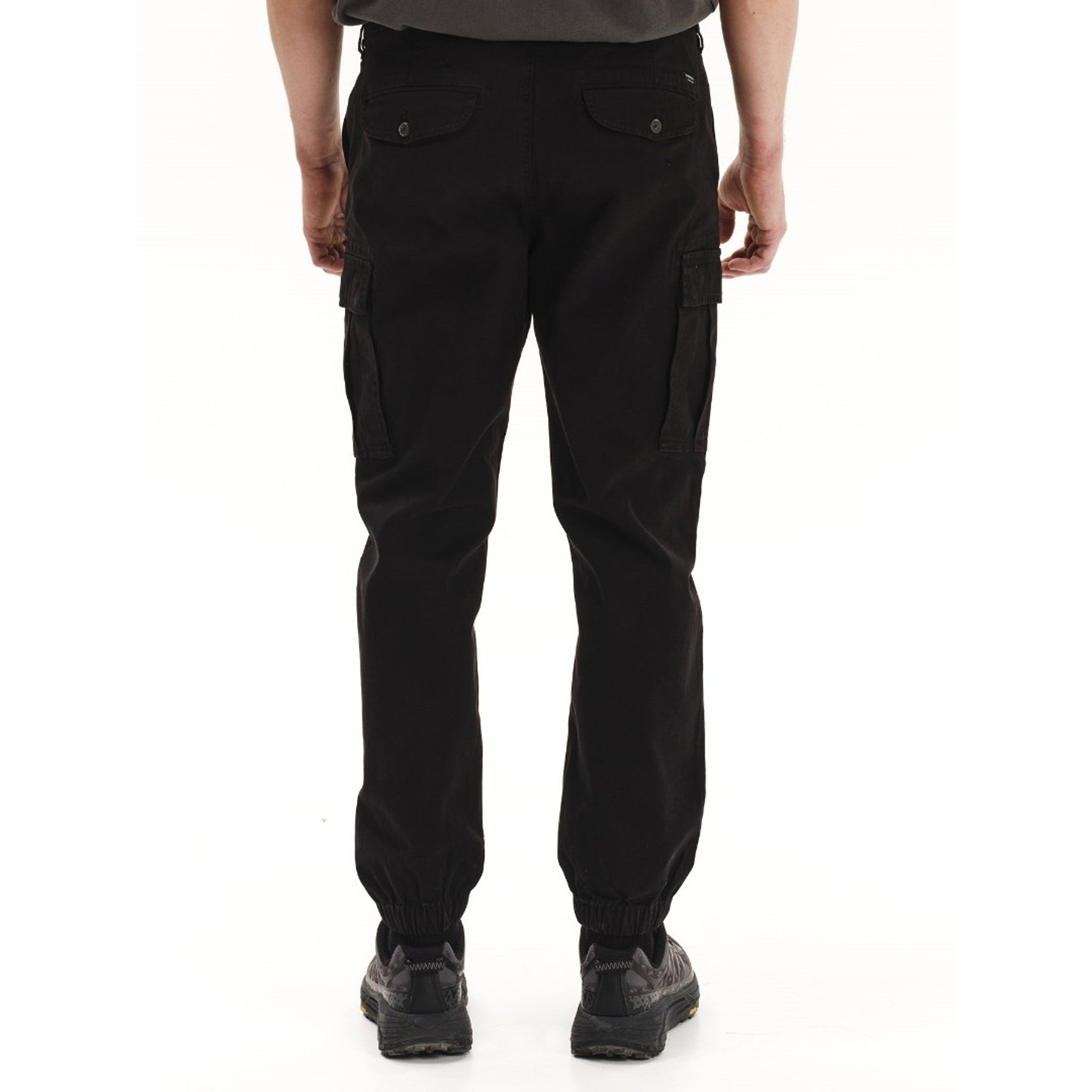 local_22176__color_black