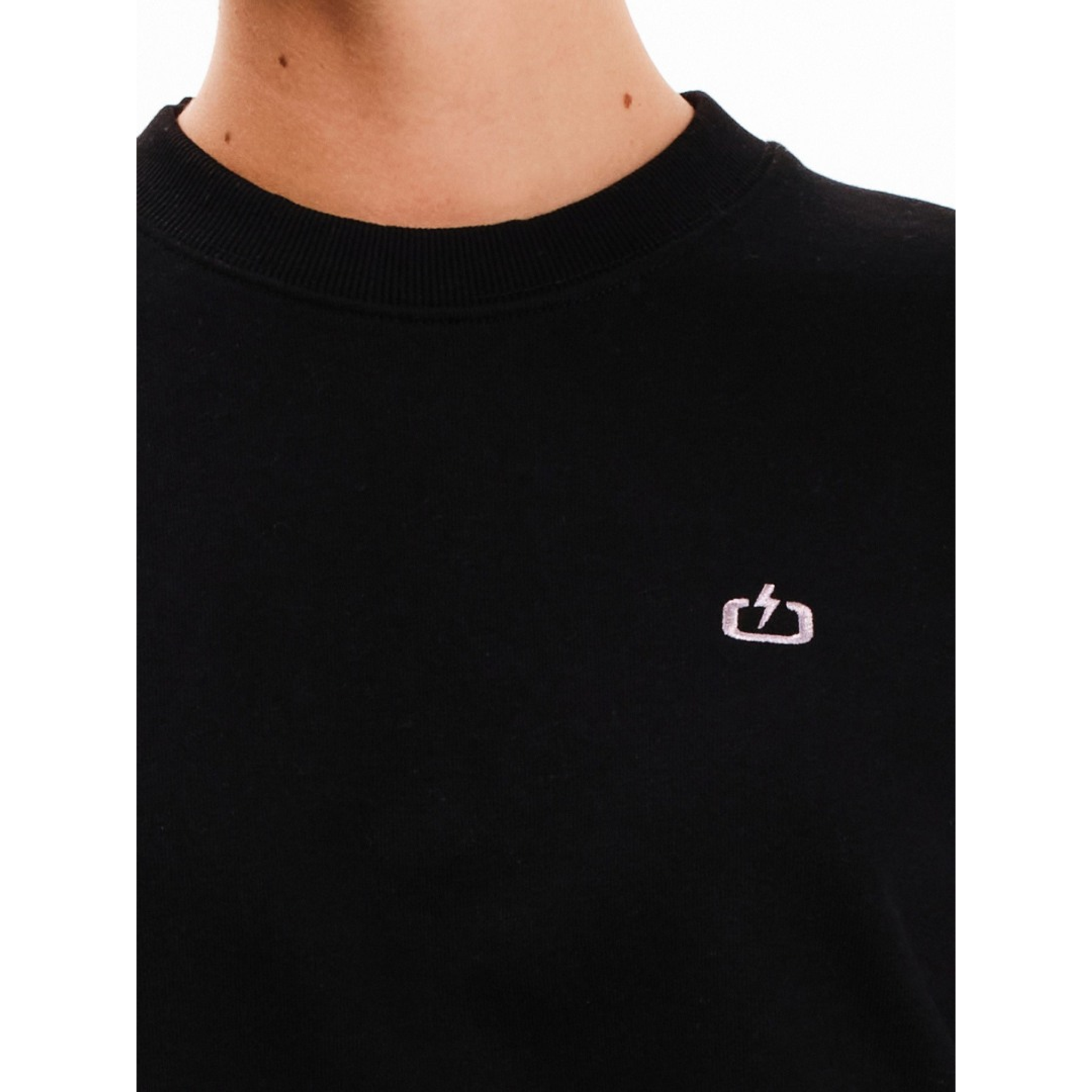 local_22148__color_black