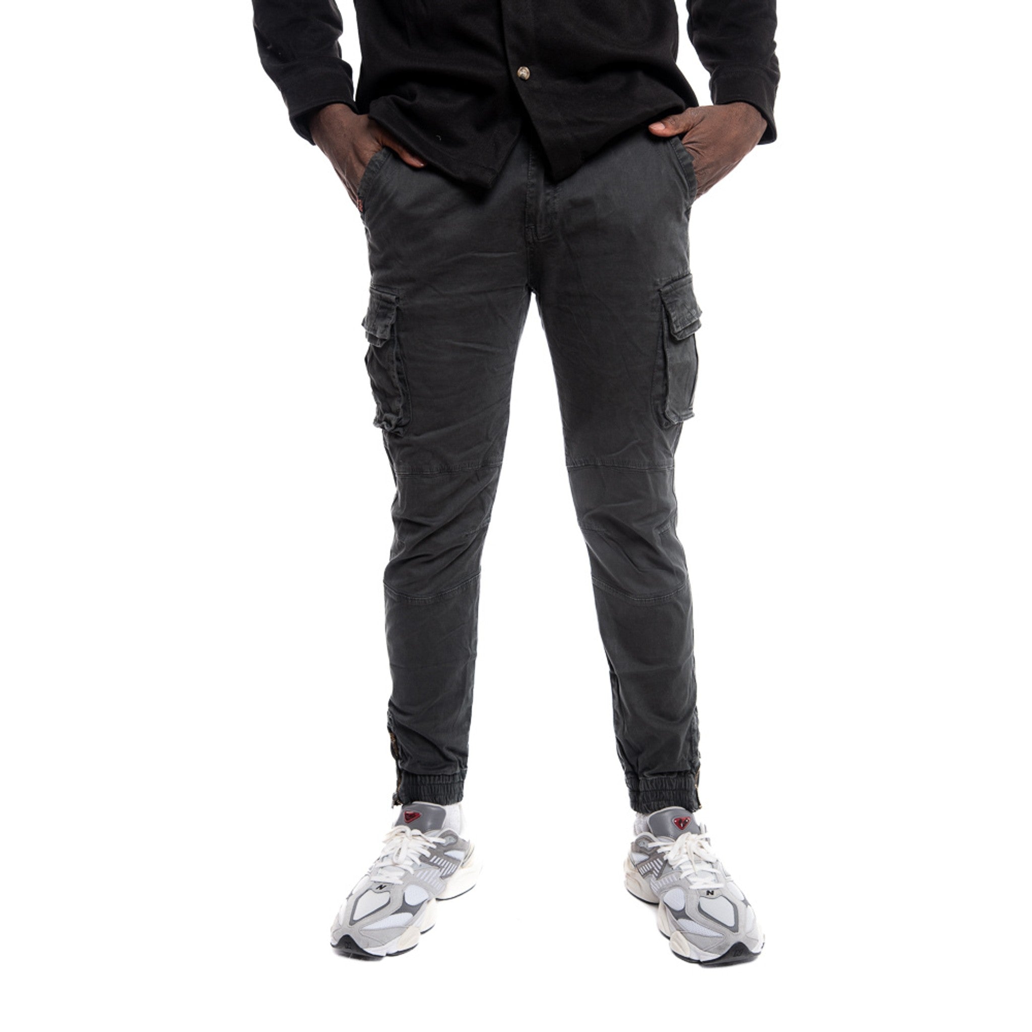 local_17916__color_dark-grey