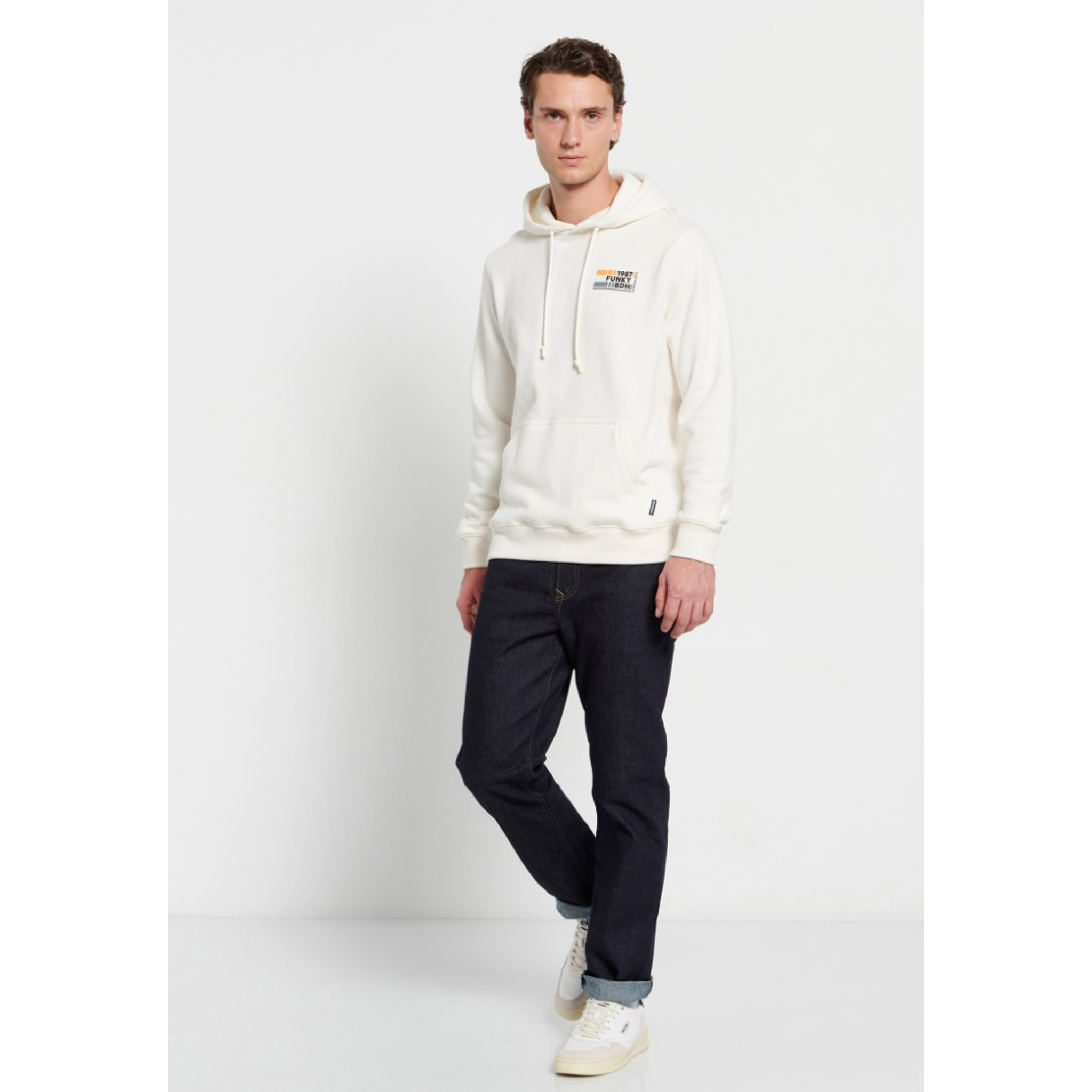 local_14337__color_off-white