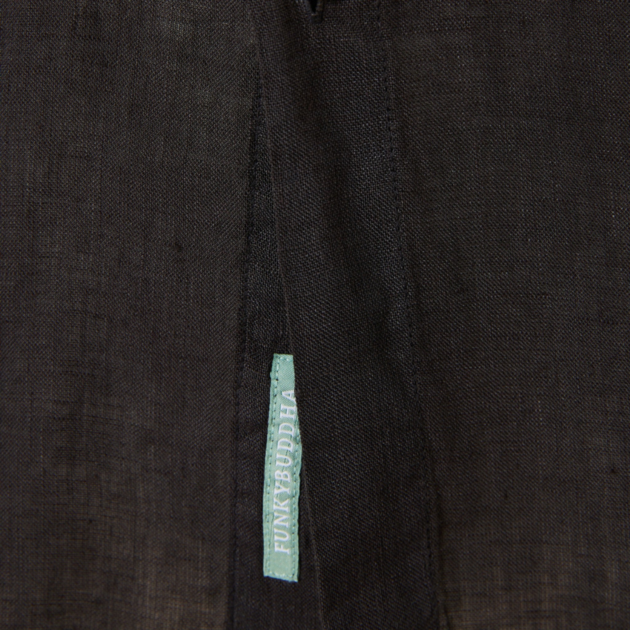 local_21006__color_black
