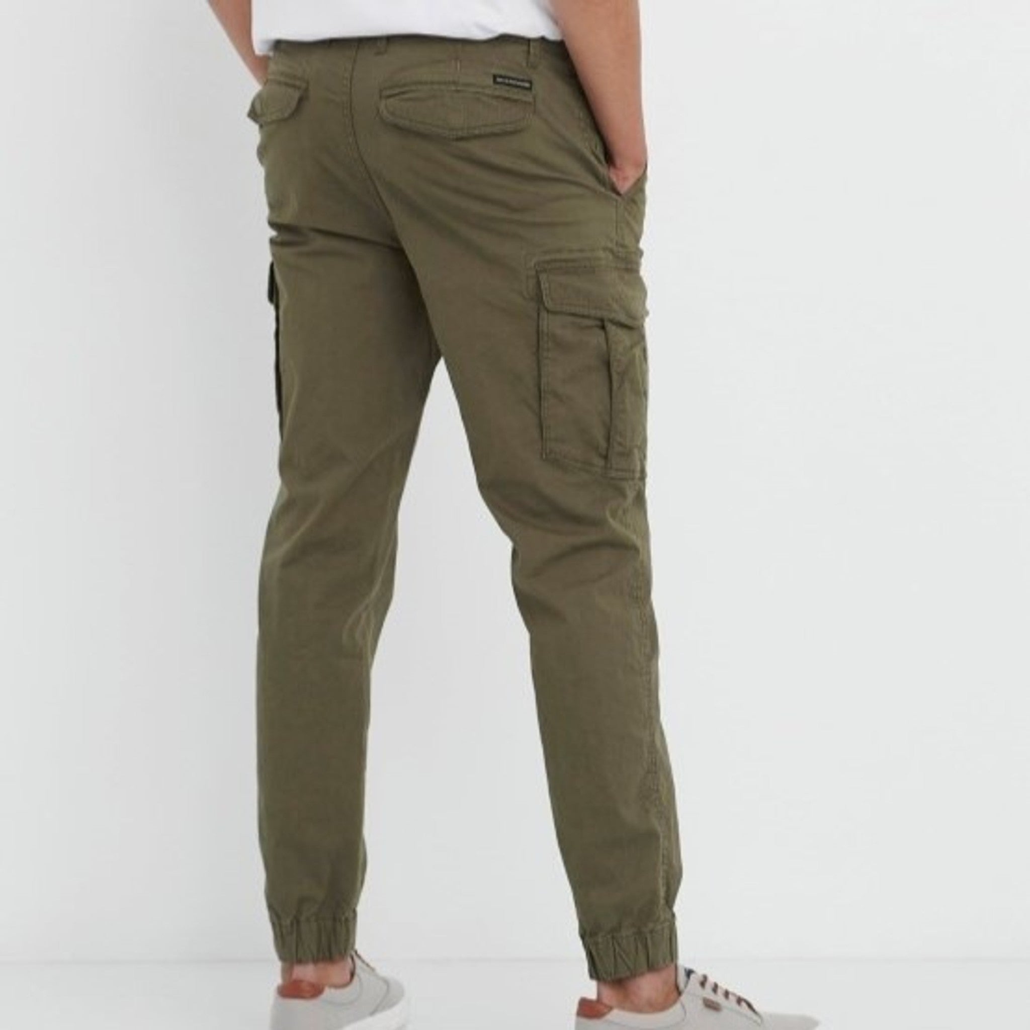 local_28470__color_khaki