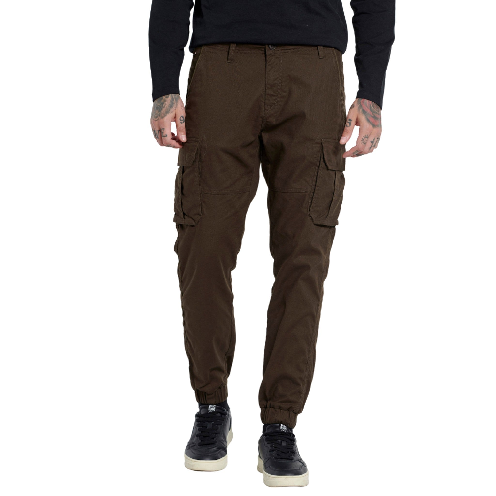local_15984__color_khaki