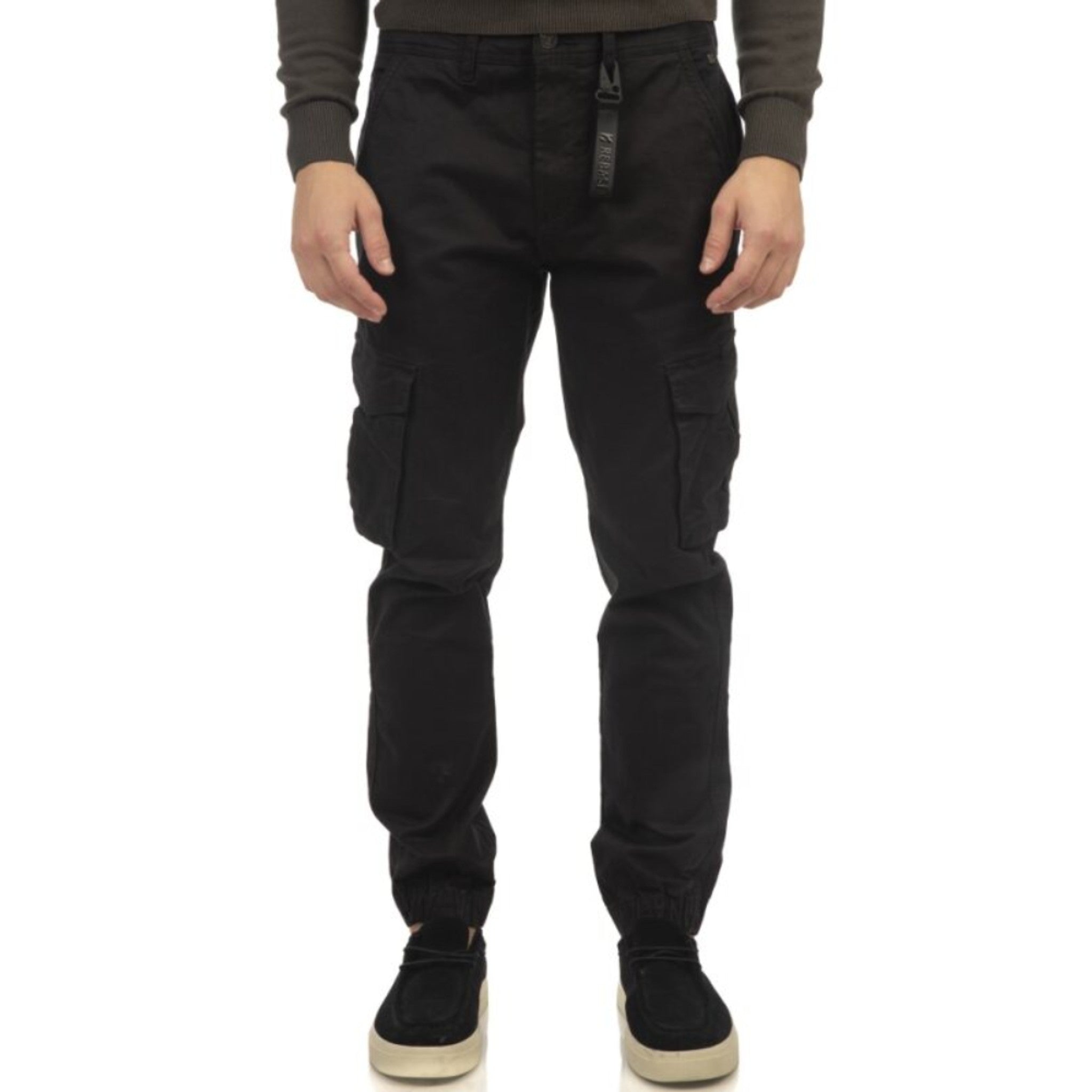 local_21251__color_black