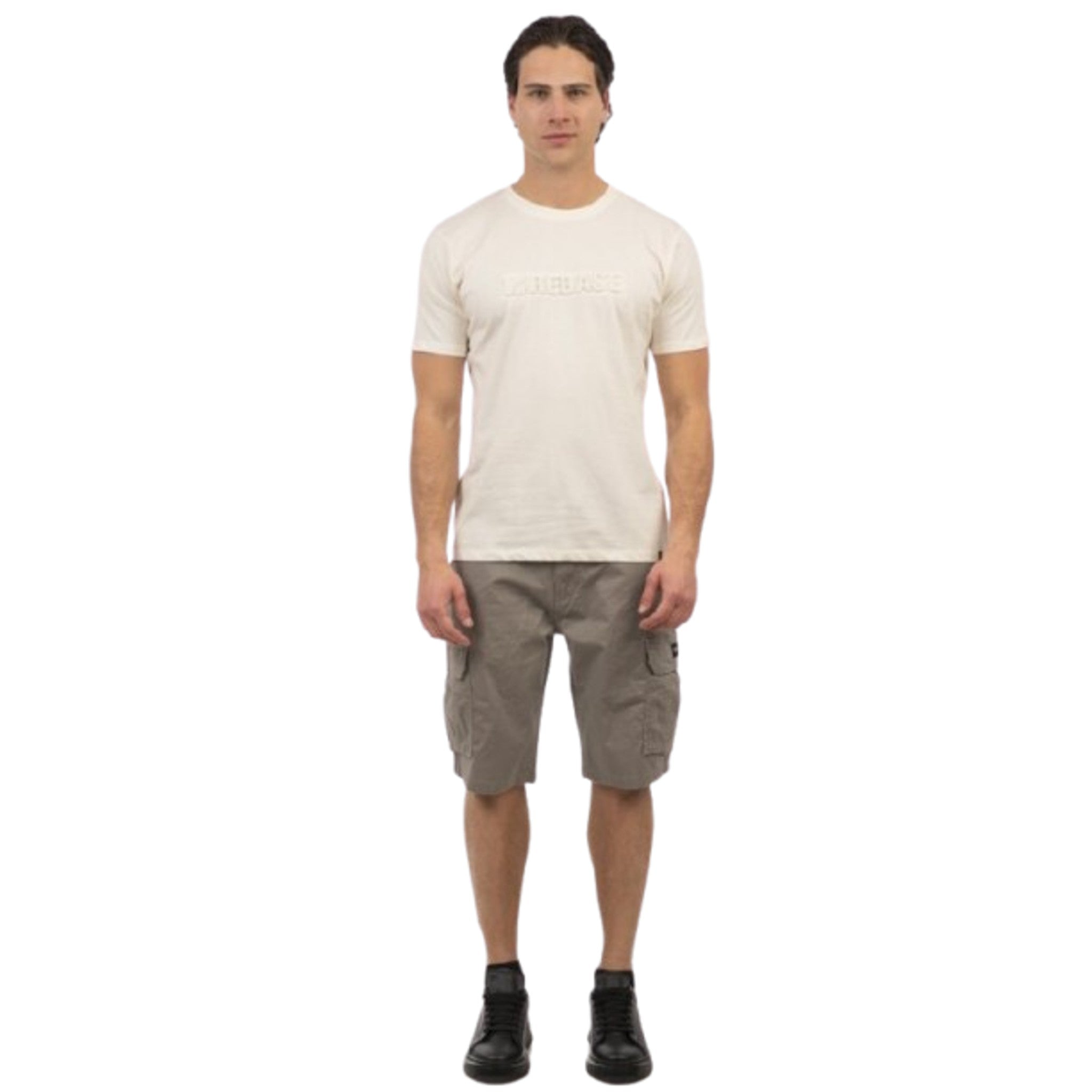 local_14584__color_off-white