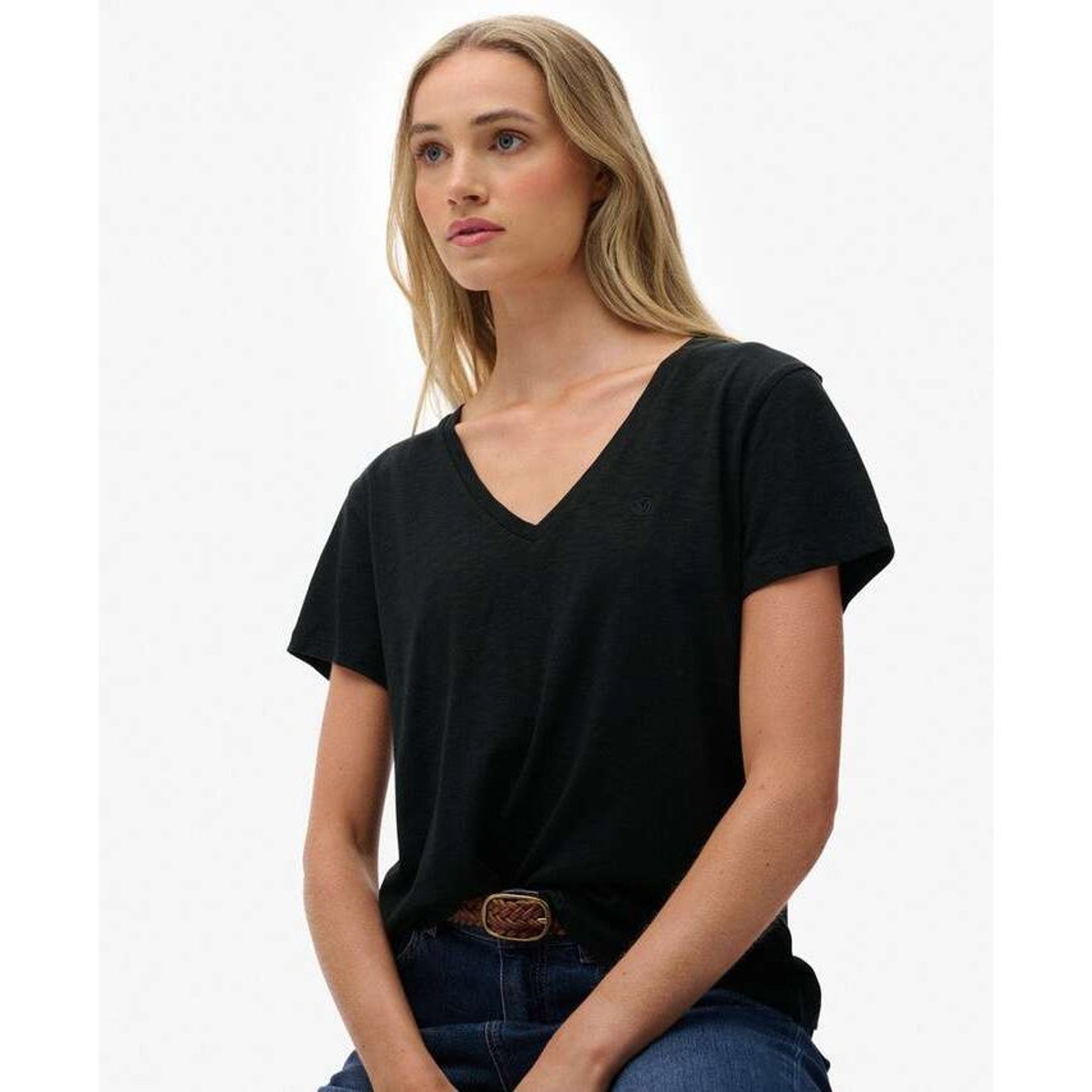 local_36590__color_black
