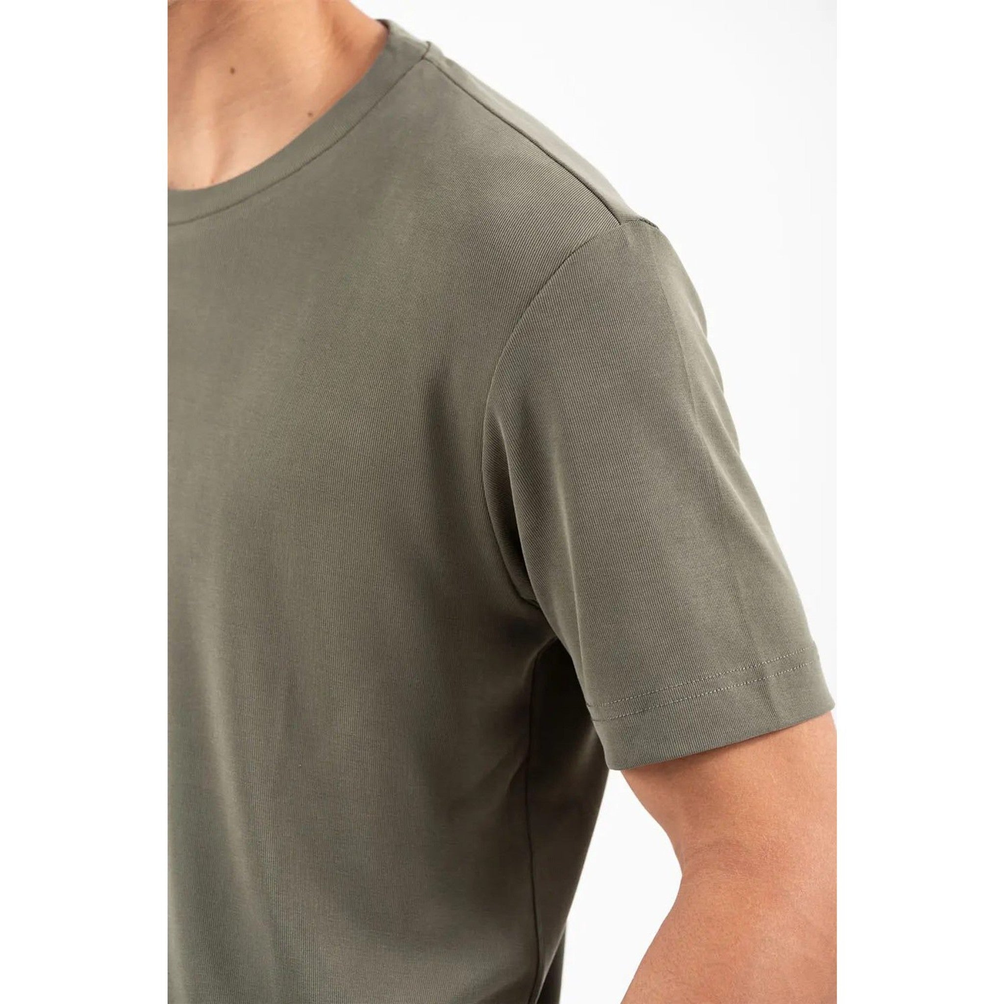 local_40699__color_olive